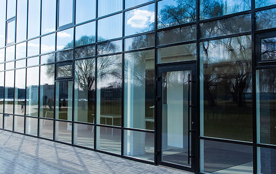 Fachadas-de-alumino-y-vidrio-fachada-stick-Cristel